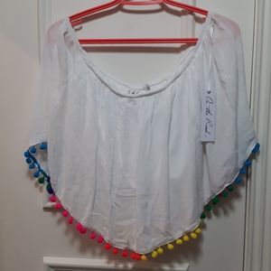 🛍️ NWT white crop top with pom poms